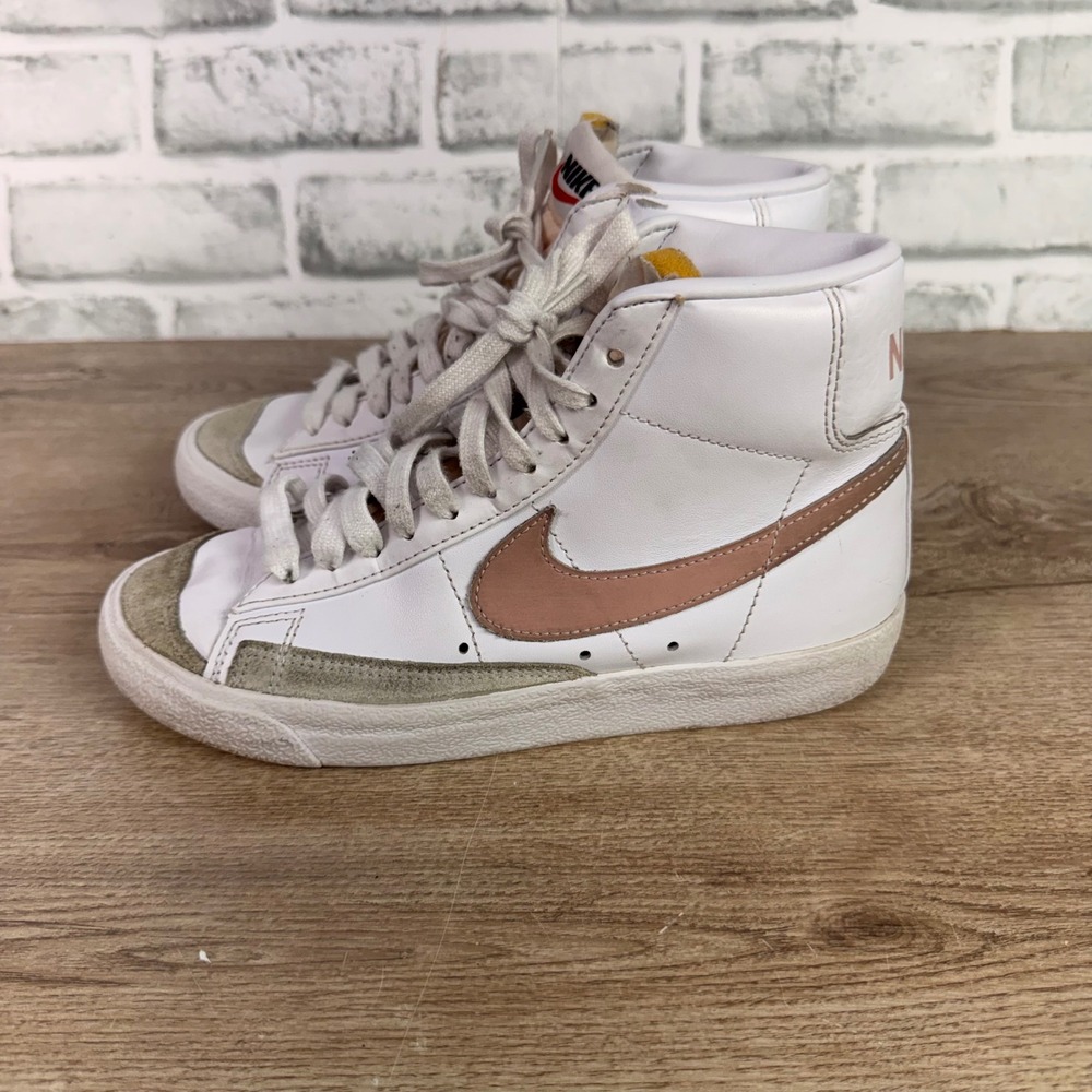 Nike Blazer Mid 77 High Top Rose Gold White Kids 5.5Y - Picture 1 of 7